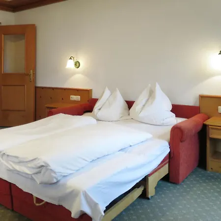 Gredler-2 By Interhome מאיירהופן